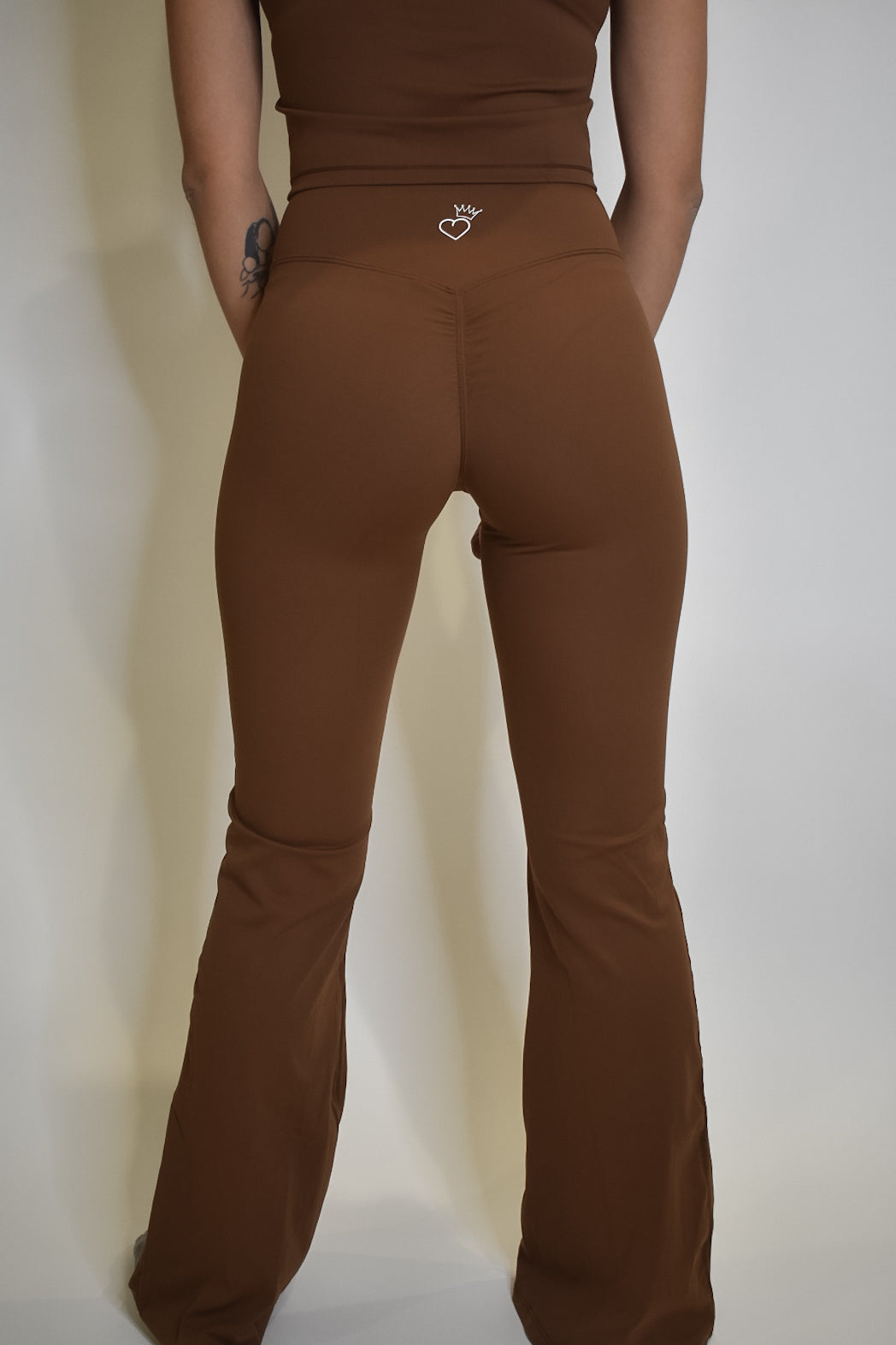 Teddy V-Cut Flared Leggings